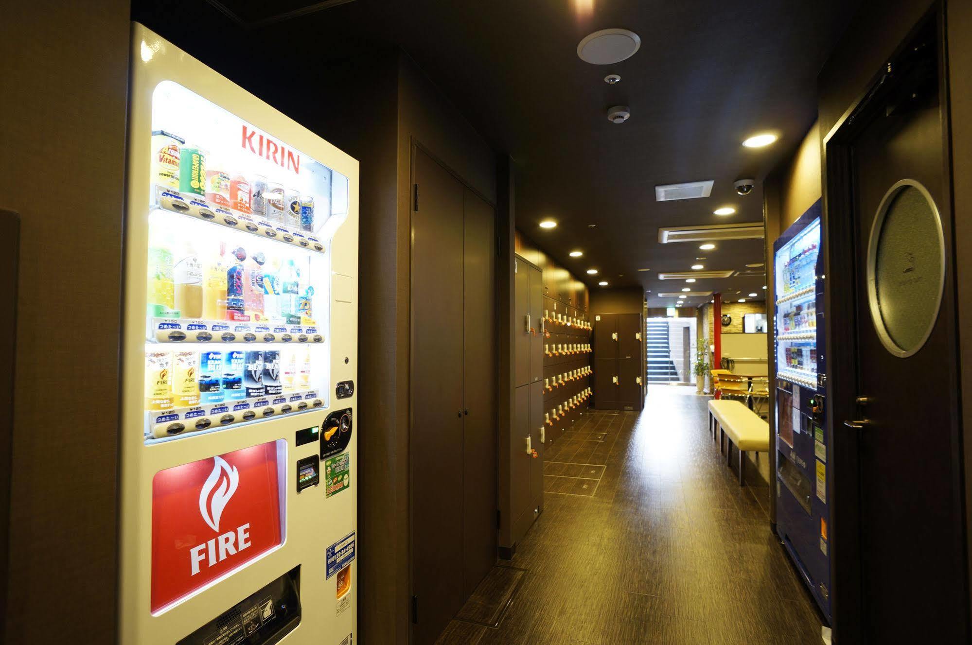 Готель B&S Eco Cube Shinsaibashi Осака Екстер'єр фото