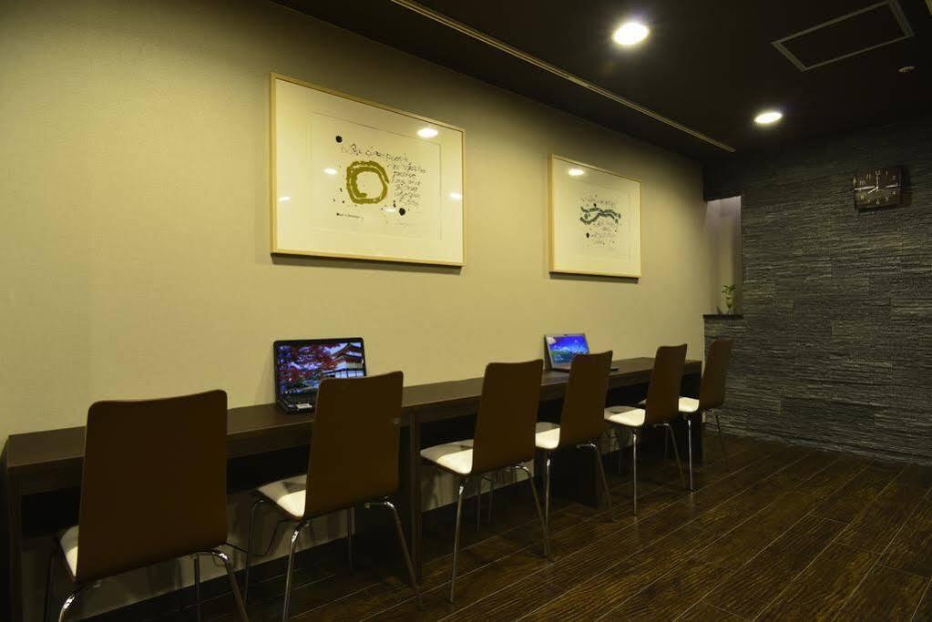 Готель B&S Eco Cube Shinsaibashi Осака Екстер'єр фото
